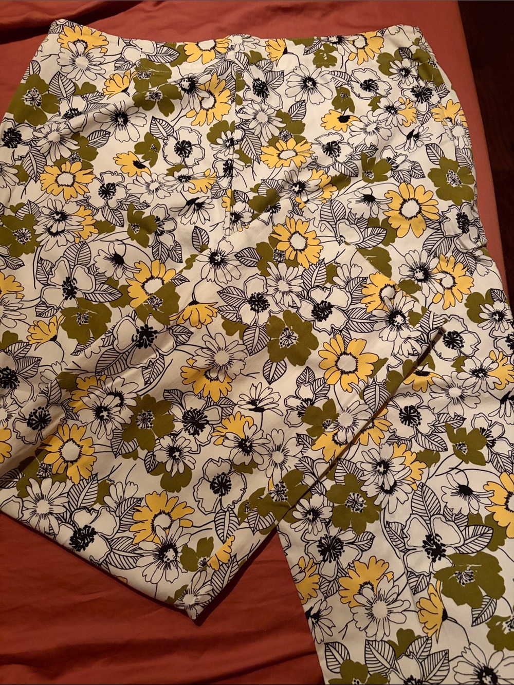 david brooks White Floral Capris with Yellow and Olive Green Flowers